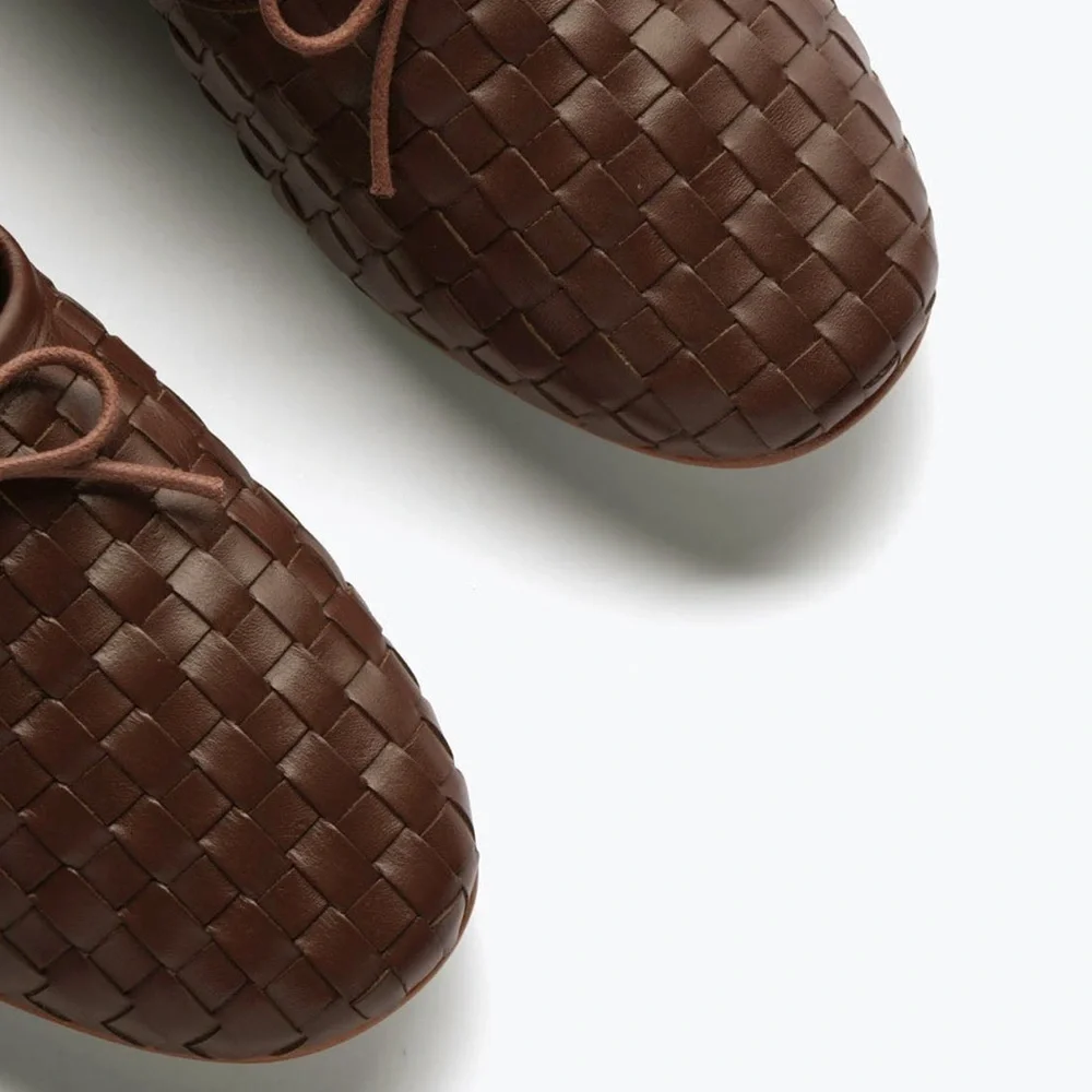 *last one* NEW IN BOX 〰️ FREDA SALVADOR roma ballet flat in umber woven leather - Picture 4 of 7